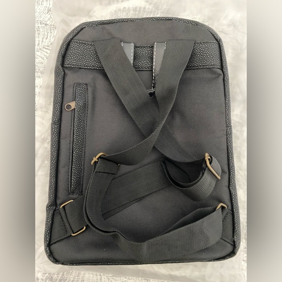 🆕 Benoss Milan Limited Edition PVC Leather Black Backpack. Brand New In Plastic - Picture 2 of 16